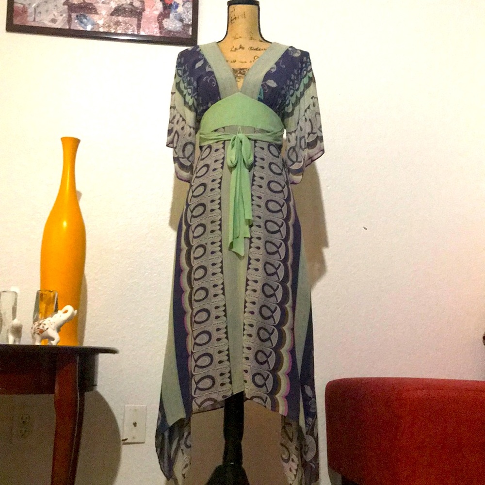 BCBG París kimono style silk dress